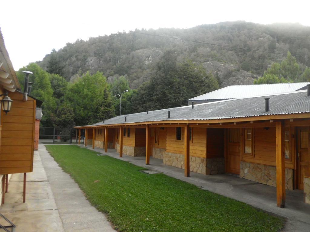 Rukalhue Hostel San Martín de los Andes Εξωτερικό φωτογραφία